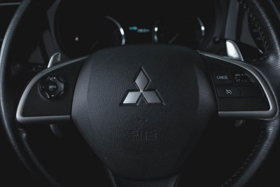 Mitsubishi Outlander 2.0 CVT (146 л.с.)