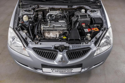 Mitsubishi Lancer 1.6 AT (90 л.с.)