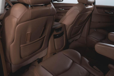 Cadillac Escalade 6.2 AT (409 л.с.) 4WD