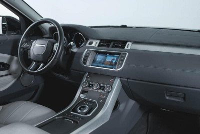 Land Rover Range Rover Evoque 2.0 TD4 AT AWD (150 л. с.) SE