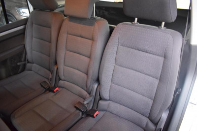 Volkswagen Touran 2.0 TDI MT (140 л. с.)