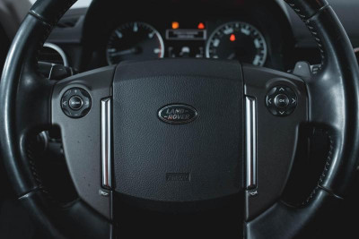 Land Rover Discovery 3.0 TDV6 AT 4WD (211 л. с.)