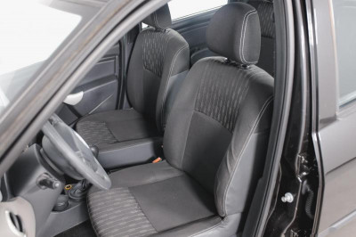 Renault Logan 1.6 MT (84 л. с.)
