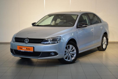 Volkswagen Jetta 1.4 TSI DSG (122 л. с.)