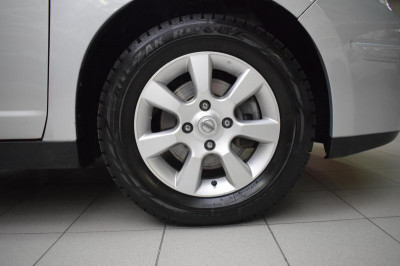 Nissan Tiida 1.6 MT (110 л. с.)