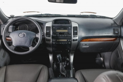 Toyota Land Cruiser Prado 4.0 AT (249 л.с.) 4WD