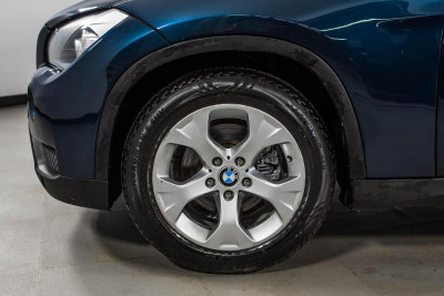 BMW X1 18i 2.0 AT (150 л.с.)