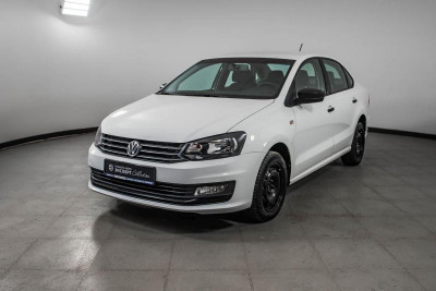 Volkswagen Polo 1.6 MPI MT (110 л. с.) Trendline