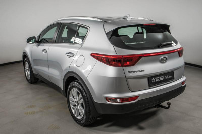 Kia Sportage 2.0 AT (150 л. с.) Luxe