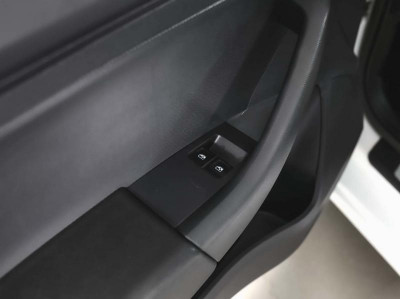ŠKODA Rapid 1.6 MT (90 л. с.) Entry