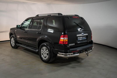 Ford Explorer 4.0 AT (212 л.с.) 4WD