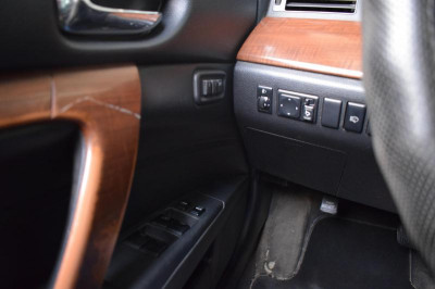 Nissan Teana 2.3 AT (173 л. с.)