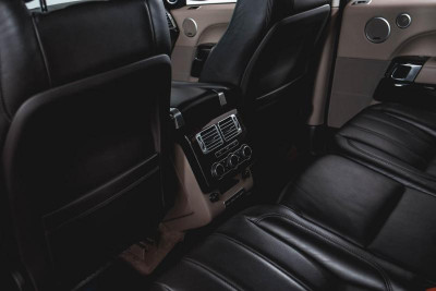 Land Rover Range Rover 3.0 TDV6 AT AWD (249 л. с.) Vogue
