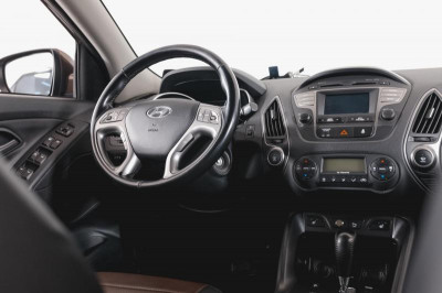 Hyundai ix35 2.0 AT 4WD (150 л. с.)
