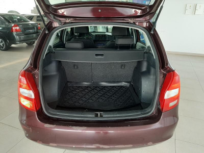 ŠKODA Fabia 1.4 MT (86 л. с.)