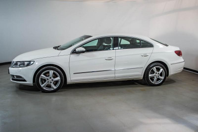 Volkswagen Passat CC 1.8 TSI DSG (152 л. с.)