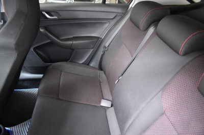ŠKODA Rapid 1.4 TSI DSG (125 л. с.) Ambition