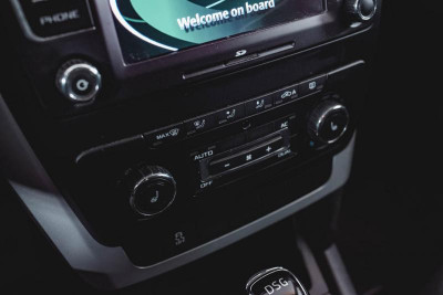 ŠKODA Yeti 1.4 TSI DSG (122 л. с.)