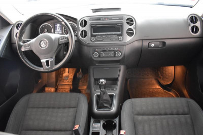 Volkswagen Tiguan 1.4 TSI BlueMotion MT (122 л. с.)