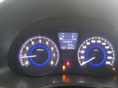 Hyundai Solaris 1.6 MT (123 л. с.) Elegance PRES+SAF+LIGH
