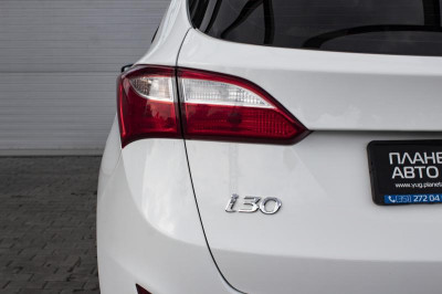 Hyundai i30 Универсал 1.6 AT (130 л. с.) Classic