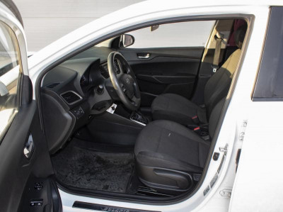 Hyundai Solaris 1.4 AT (100 л.с.)