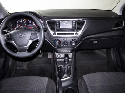 Hyundai Solaris 1.4 AT (100 л.с.)