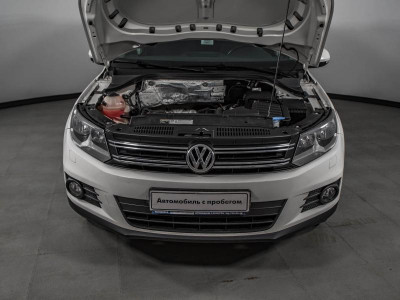 Volkswagen Tiguan 1.4 TSI BlueMotion MT (122 л. с.)