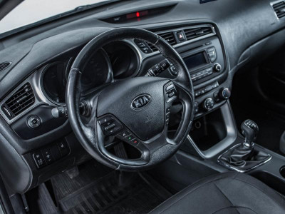 Kia ceed 1.6 MT (130 л. с.)