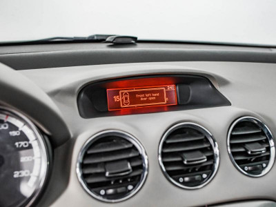 Peugeot 308 1.6 VTi AT (120 л. с.)