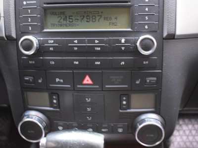 Volkswagen Touareg 2.5 TDI Tiptronic (174 л. с.)