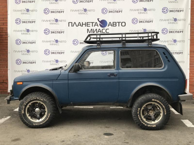 LADA 4x4 3 дв. 1.7 MT 8 кл. (Евро-4) (83 л. с.)