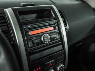 Nissan X-Trail 2.0 MT (141 л. с.)