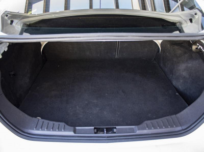Ford Focus 1.6 PowerShift (105 л. с.)