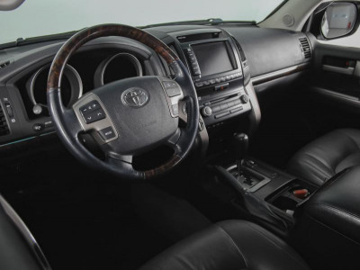 Toyota Land Cruiser 4.5 TD 4WD AT (235 л. с.)
