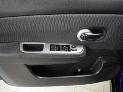Nissan Tiida 1.6 MT (110 л. с.)