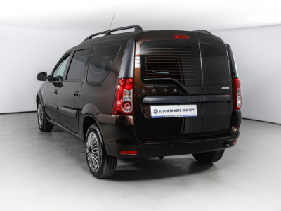 LADA Largus универсал 1.6 MT 16 кл (5 мест) (106 л. с.)