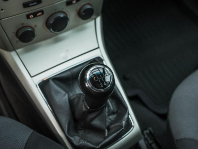 Opel Astra 1.3 CDTI ecoFLEX MT (90 л. с.)