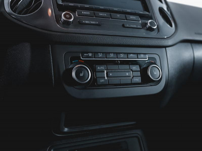 Volkswagen Tiguan 2.0 TDI 4Motion AT (140 л. с.)