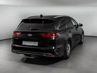 Kia Ceed SW 1.6 MPI MT (128 л.с.)