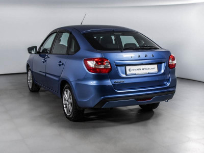 LADA Новая Granta хетчбэк 1.6 MT 16кл (106 л. с.)