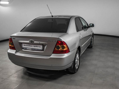 Toyota Corolla 1.6 MT (110 л.с.)