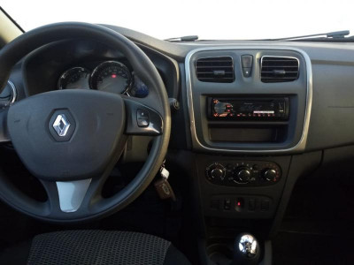 Renault Sandero 1.6 MT (113 л. с.)