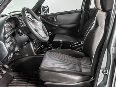 Chevrolet niva Niva 1.7 MT (79,6 л. с.)