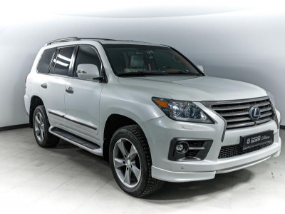 Lexus LX 570 5.7 AT (367 л.с.) 4WD