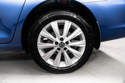 Volkswagen Новый Polo 1.6 MPI AT (110 л.с.) Status
