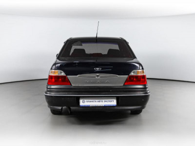 Daewoo Nexia 1.5 MT (75 л. с.)