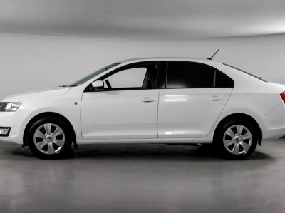 ŠKODA RAPID 1.6 AT (110 л. с.)