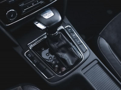 ŠKODA Superb 3.6 FSI V6 4x4 DSG (260 л. с.)