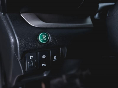 Honda CR-V 2.0 AT 4WD (150 л. с.)